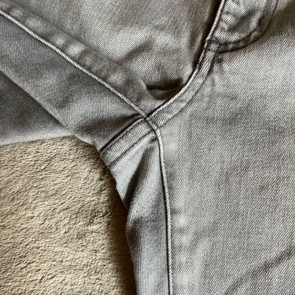 Michael Kors Grey Izzy Skinny Jeans - Picture 6 of 14